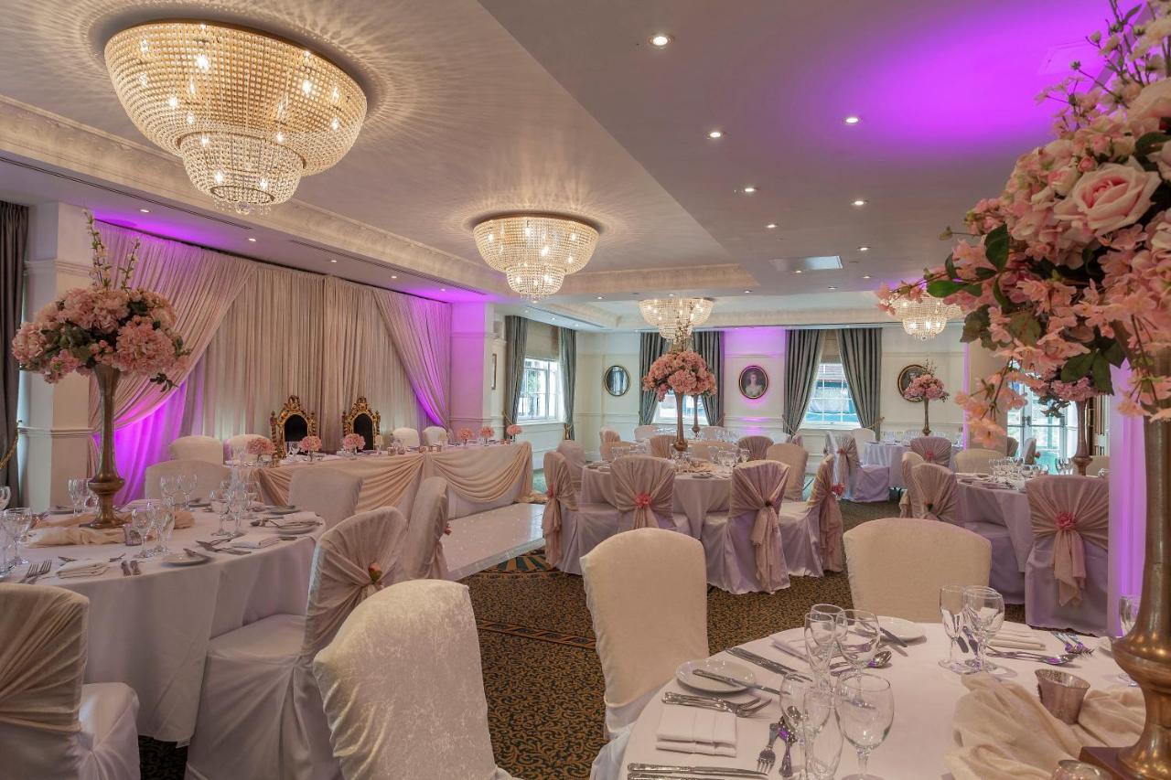 Hall Hotel 4*