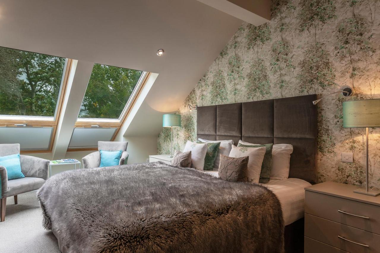 Hall 4* Orsett
